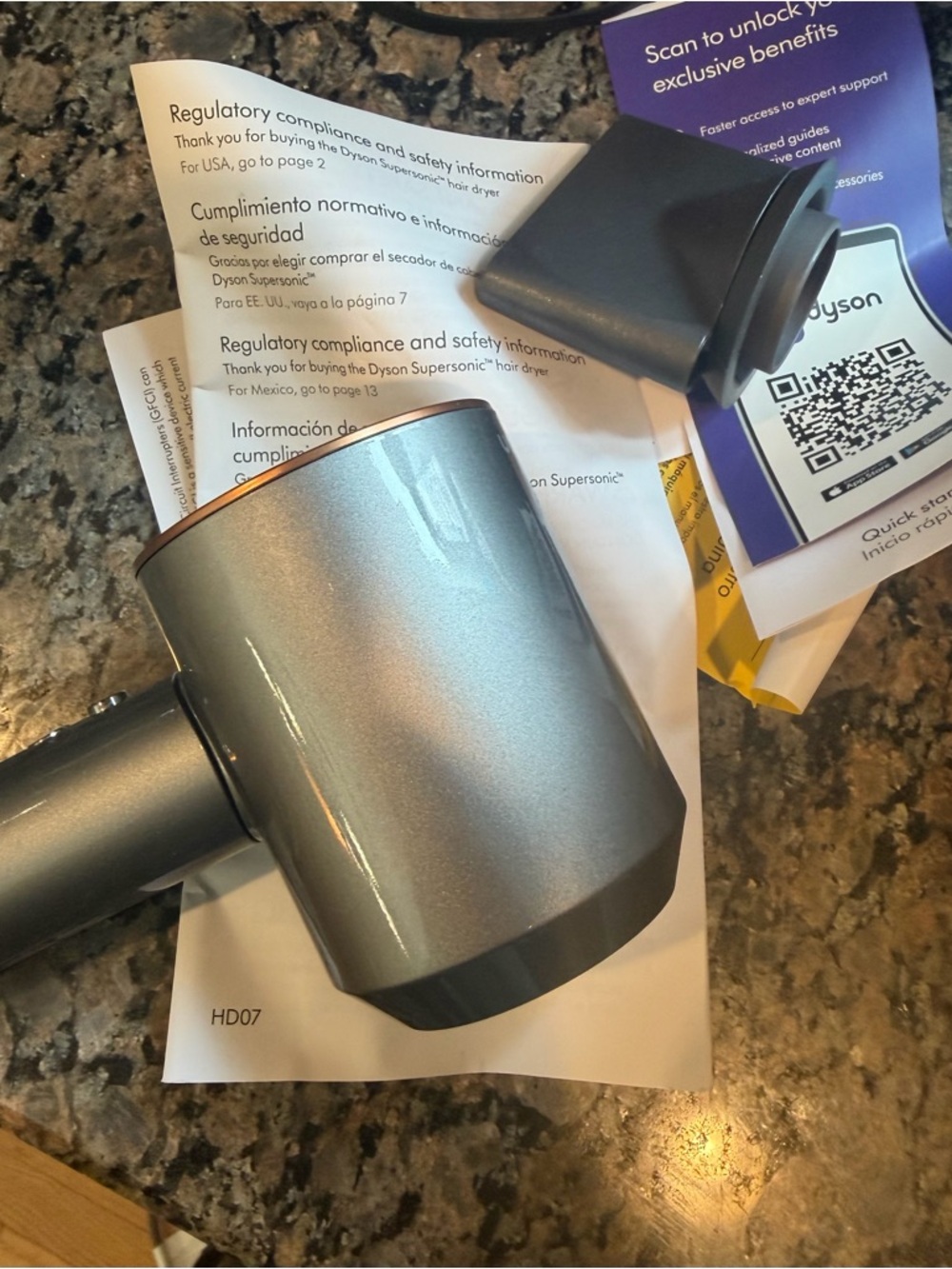 Dyson Supersonic Hair Dryer - Metallic Silver with Black Trim